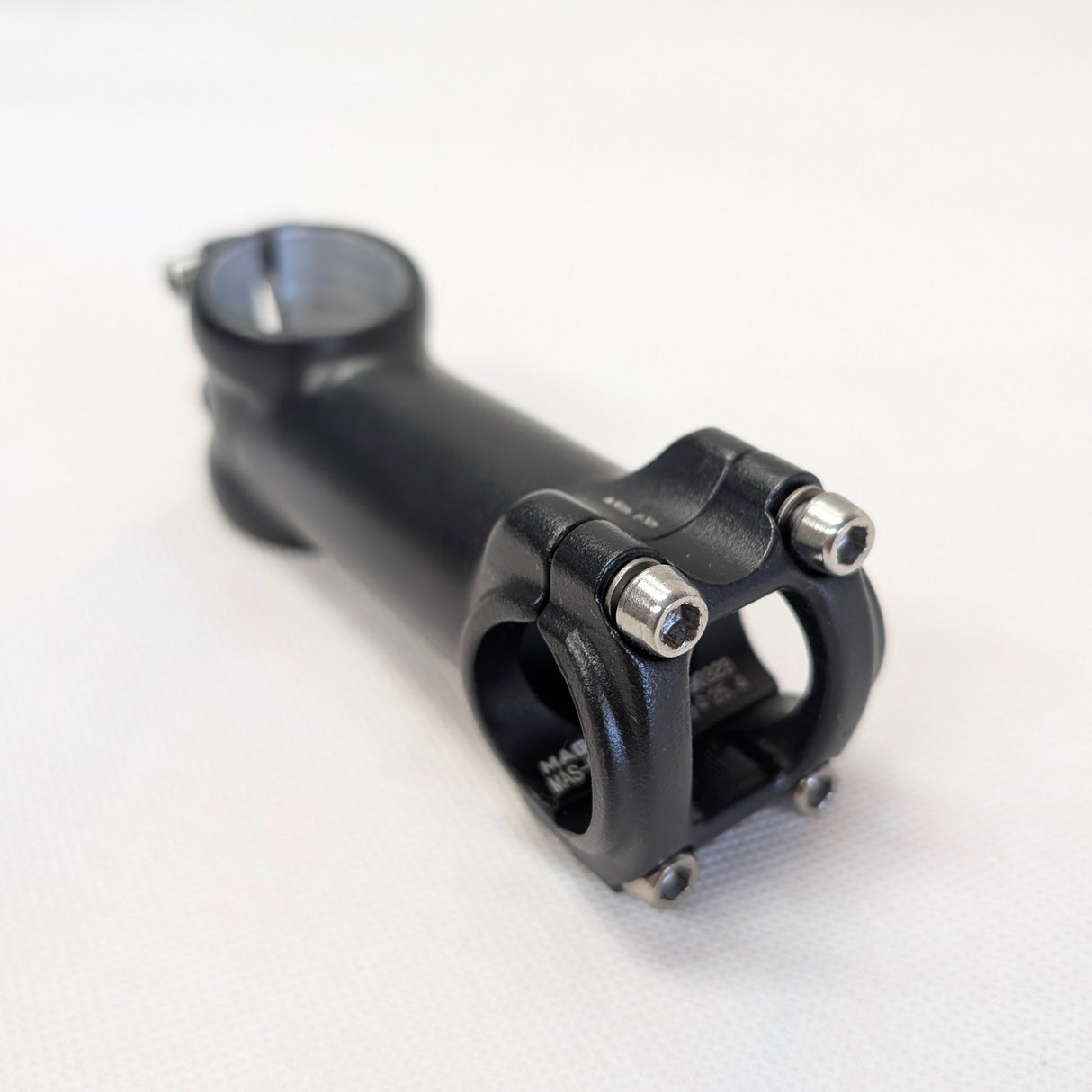 Magix MAS-MD6036 Stem 15Deg 90mm Silver Bolts (New, Take-Off)