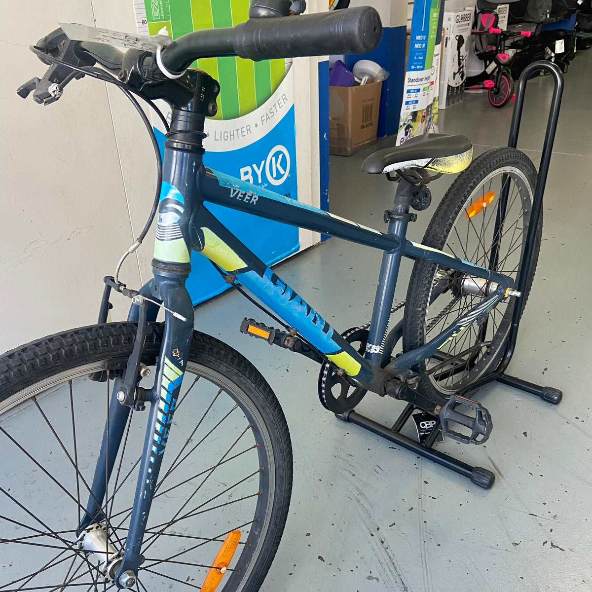 24" Giant Veer 3spd (blue)