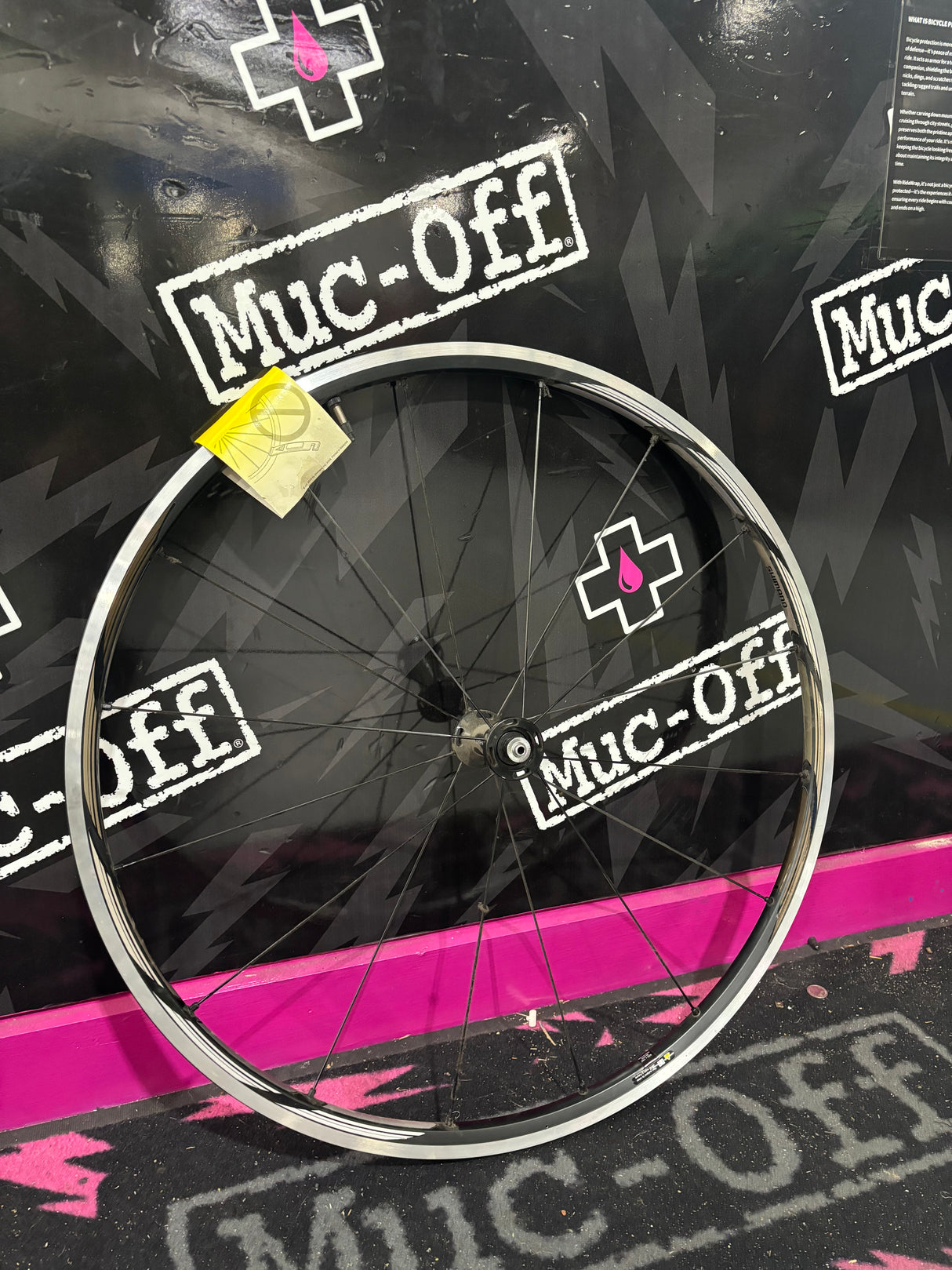 Wheel 700 Front Shimano RS610