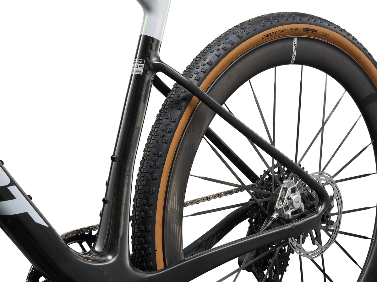 Giant Revolt Advanced SL 0 (2027)