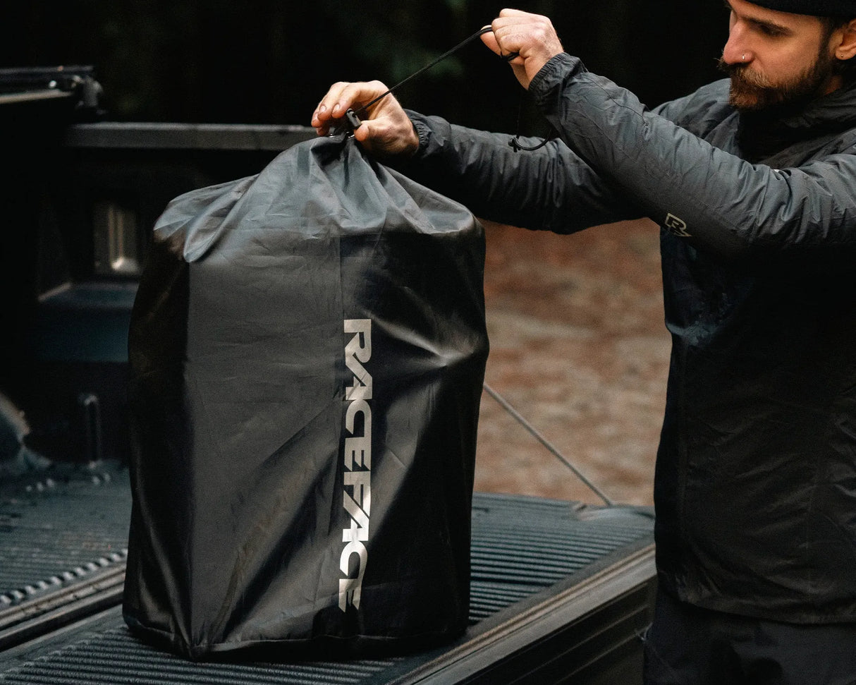 Race Face Stash Tail Gate Pad Mid (5 Bikes)