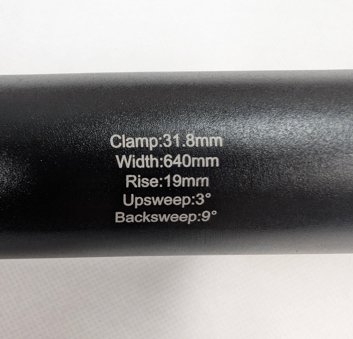 MTB Handlebar 31.8mm 640mm x 19mm Rise Alloy Black (New, Scratched)