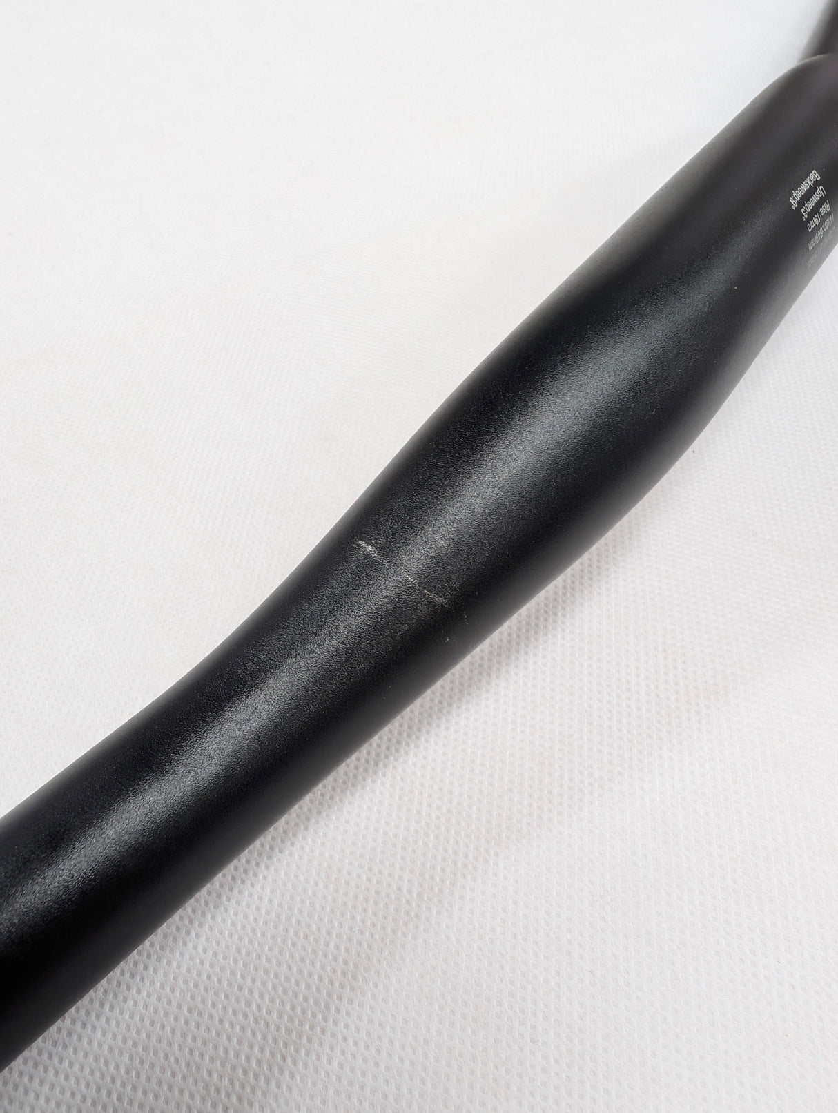 MTB Handlebar 31.8mm 640mm x 19mm Rise Alloy Black (New, Scratched)