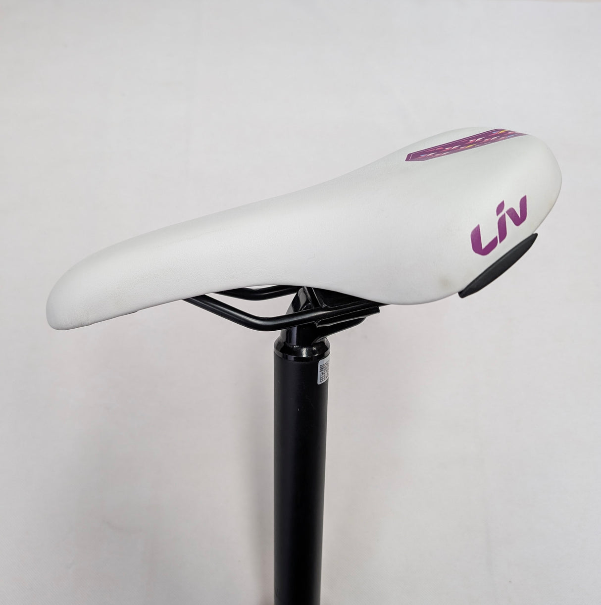 Liv Girls Bike Saddle with Seatpost (New, Take-off)