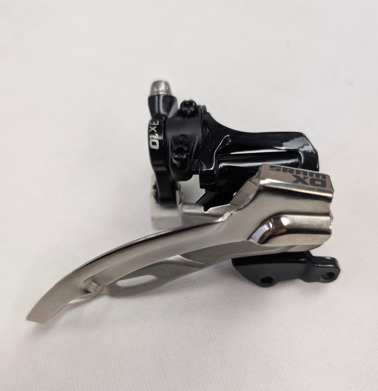 Front Derailleur SRAM X0 3x10 Low Direct Mount S3 44T Bottom Pull (New, Shop-Soiled Packaging)
