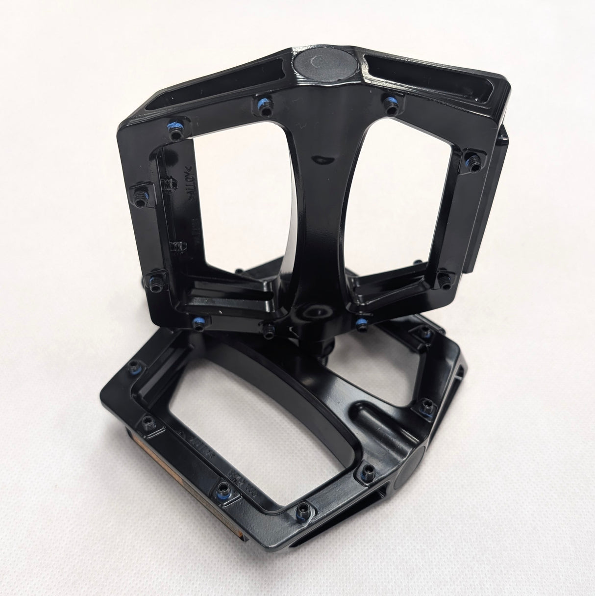 OEM Alloy Flat MTB Pedals (New with Defects)