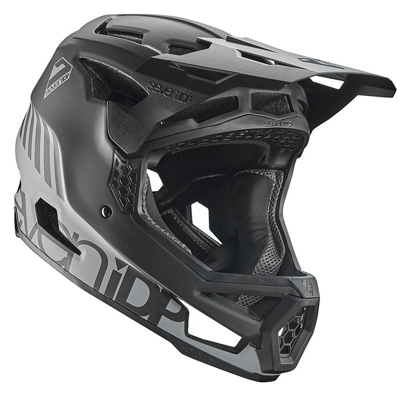 Seven iDP Project 23 Fibreglass Full Face Helmet
