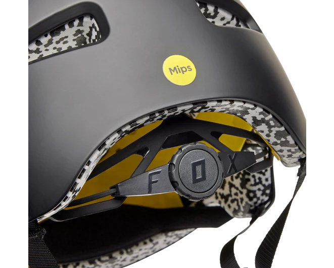 Fox Flight Pro MIPS Helmet black retention system