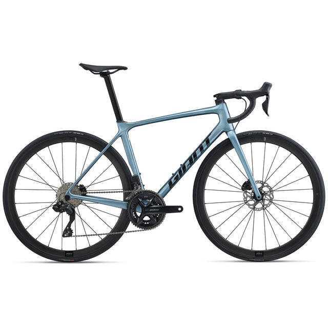 Giant TCR Advanced Pro 1 (2023) race bike in Aged Denim colourway.