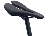 Giant Fastroad SL 2 Commuter Bike (2022) saddle