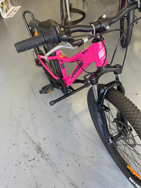 24" Jamis X24 pink lightweight girls bike