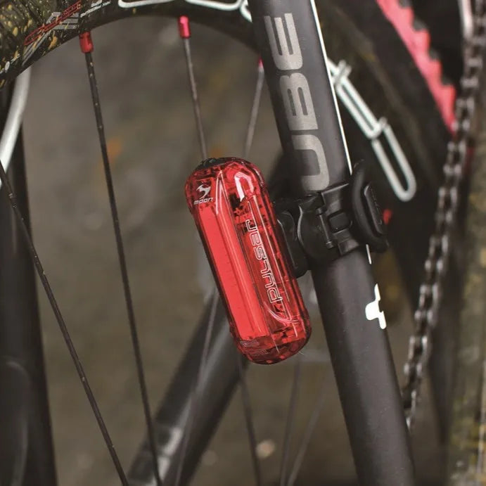 Moon Nova 100/Pulsar 25 Battery Light Set