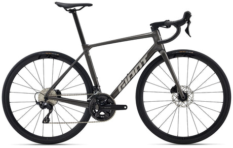 Giant TCR Advanced 2 (Pro Compact) Road Bike (2026)
