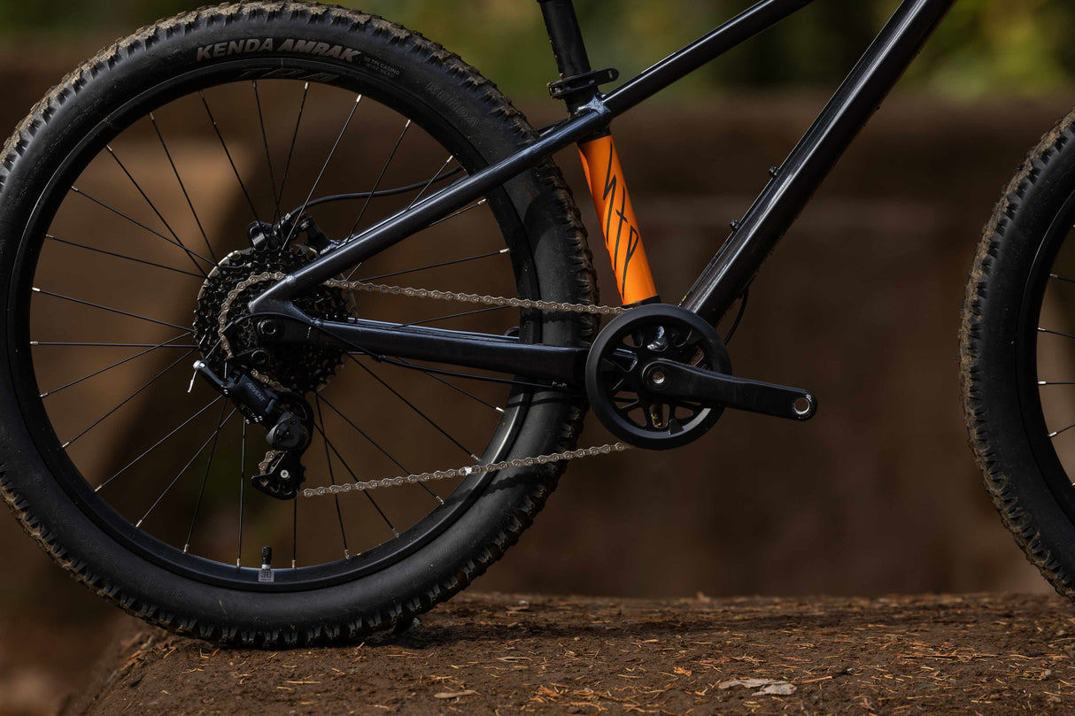 24" Giant STP Boys (2026)