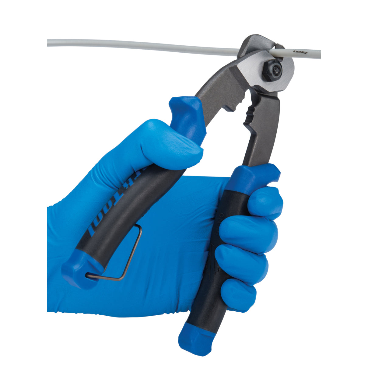 Park Tool CN-10 Pro Cable and Housing Cutter cutting