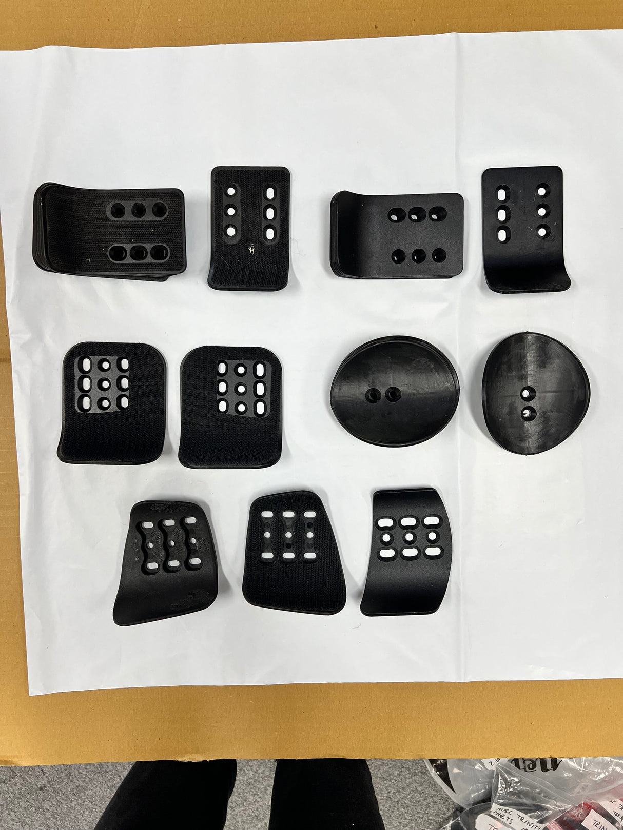 Giant Trinity Misc Parts Bundle #06 - Arm Rests (used)