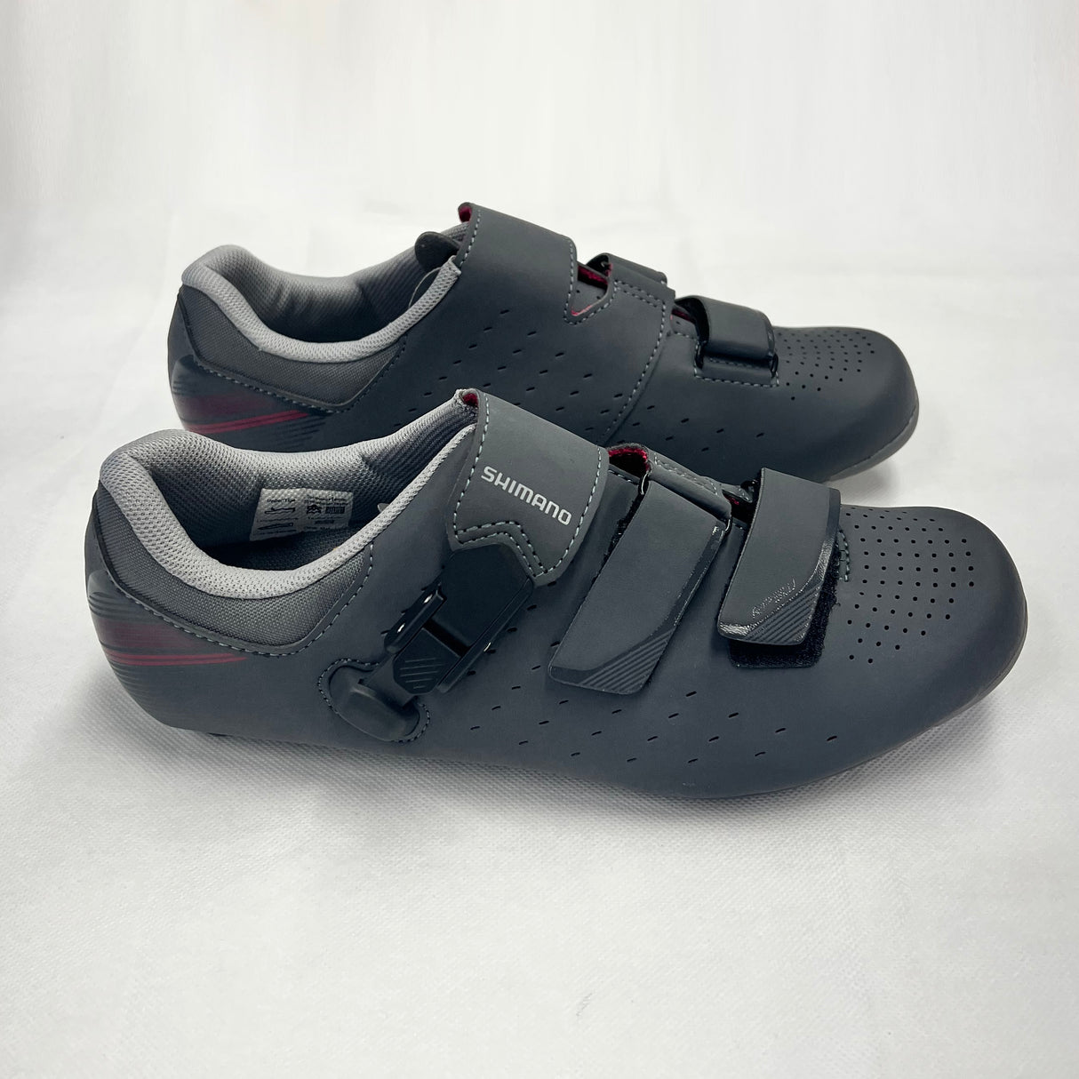 Shimano RP301 Womens Road Shoes Gray 41 (Non-matching Buckles)