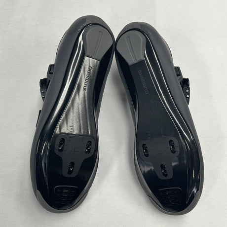 Shimano RP301 Womens Road Shoes Gray 41 (Non-matching Buckles)
