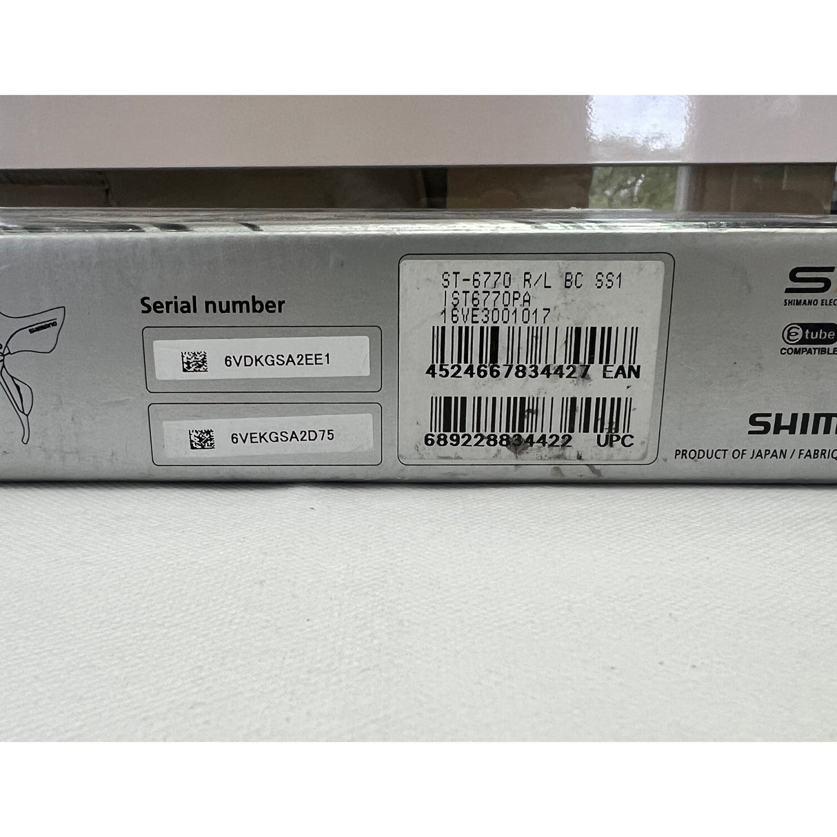 Shimano Ultegra Di2 ST-6770 2x10 Speed Electronic Road Dual Control Levers