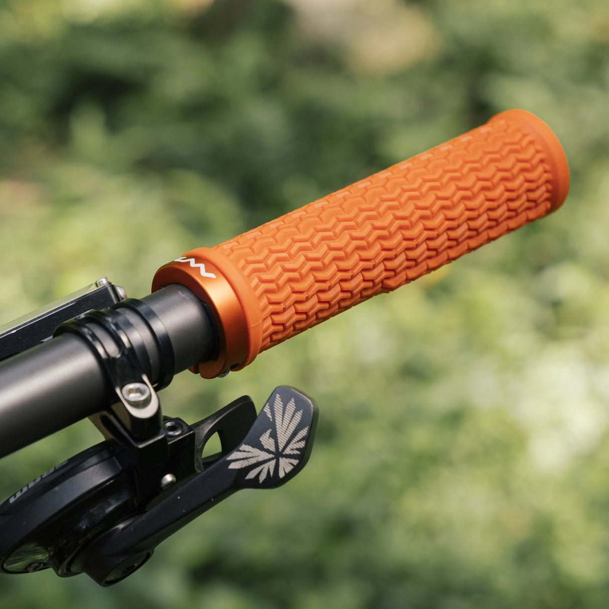 FUNN Holeshot Lock On Grips
