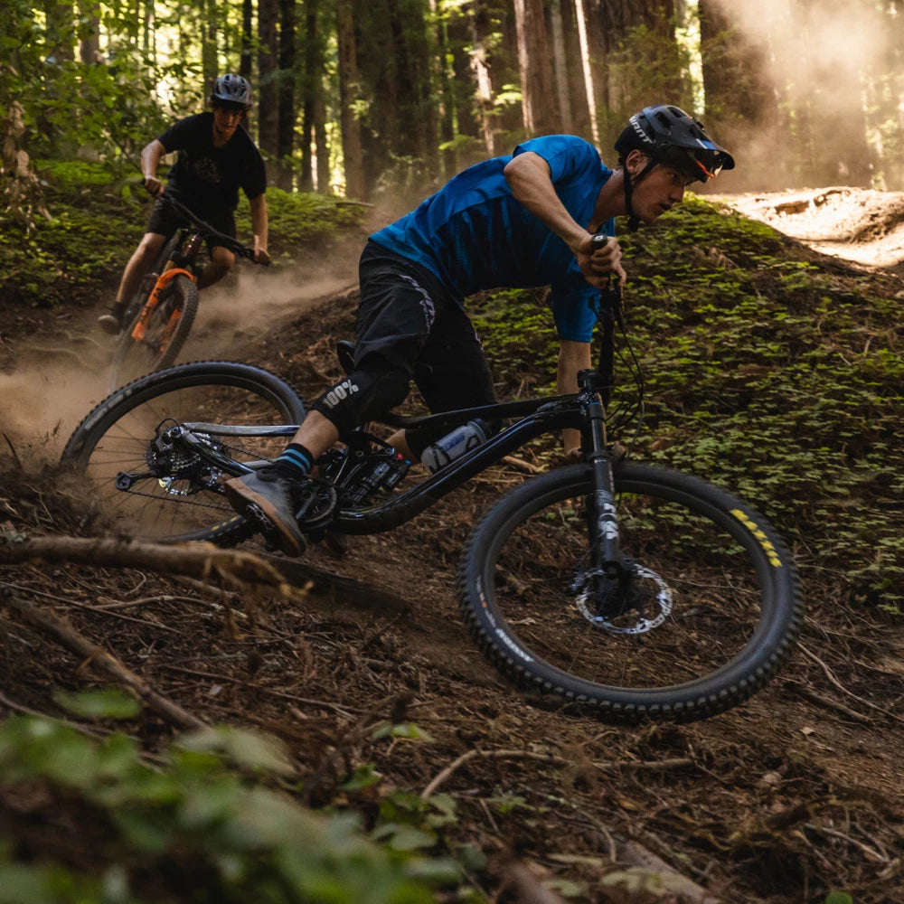 Giant Trance X 1 (2022)