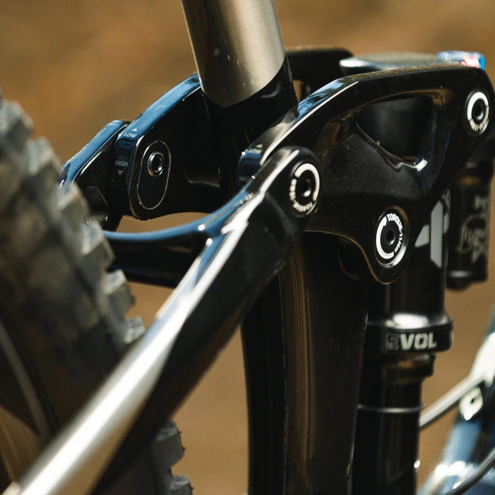 Giant Trance X 1 (2022)