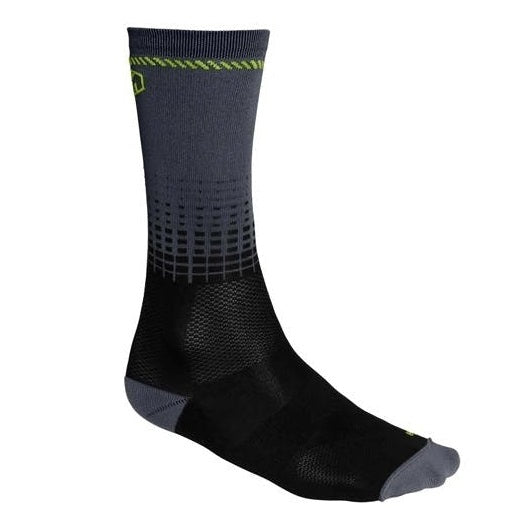 Sugoi RS Crew Socks